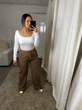 Load image into Gallery viewer, Wide leg corduroy trousers